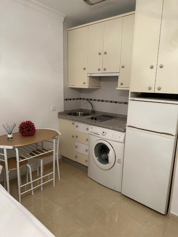 Estudio Turistico En Benalmadena A 200 Mts Del Mar Benalmádena Exterior foto
