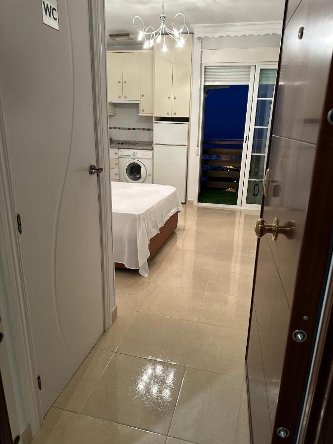 Estudio Turistico En Benalmadena A 200 Mts Del Mar Benalmádena Exterior foto