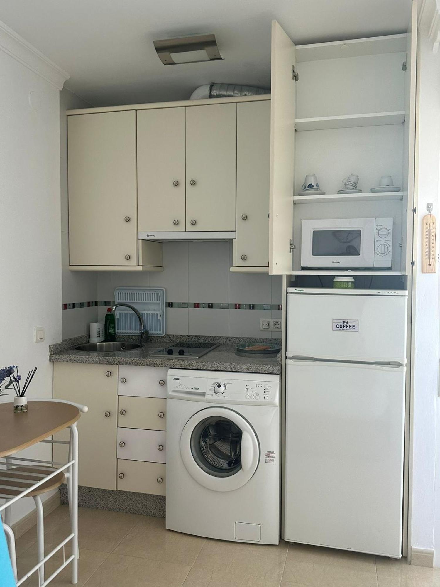 Estudio Turistico En Benalmadena A 200 Mts Del Mar Benalmádena Exterior foto