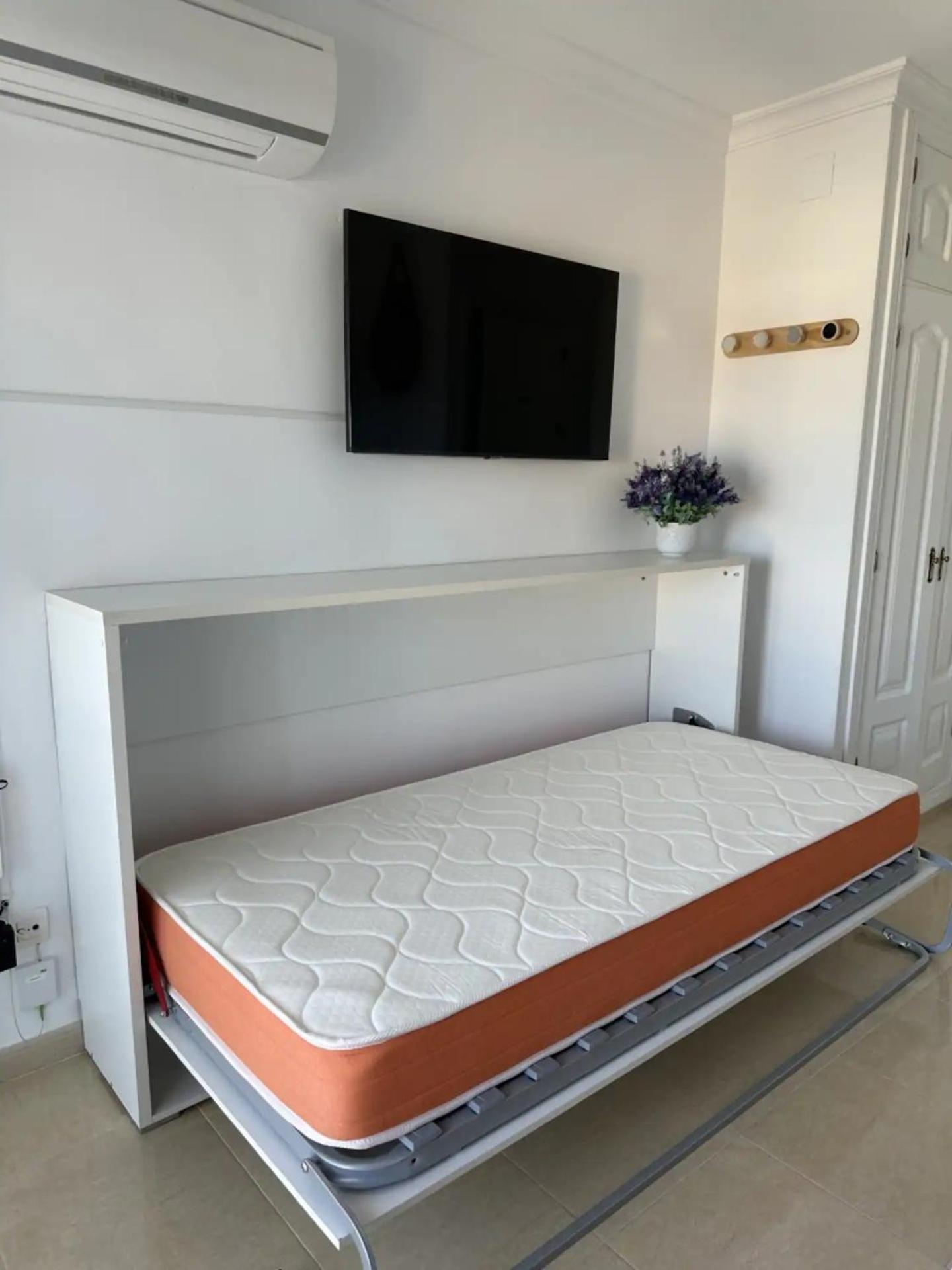 Estudio Turistico En Benalmadena A 200 Mts Del Mar Benalmádena Exterior foto